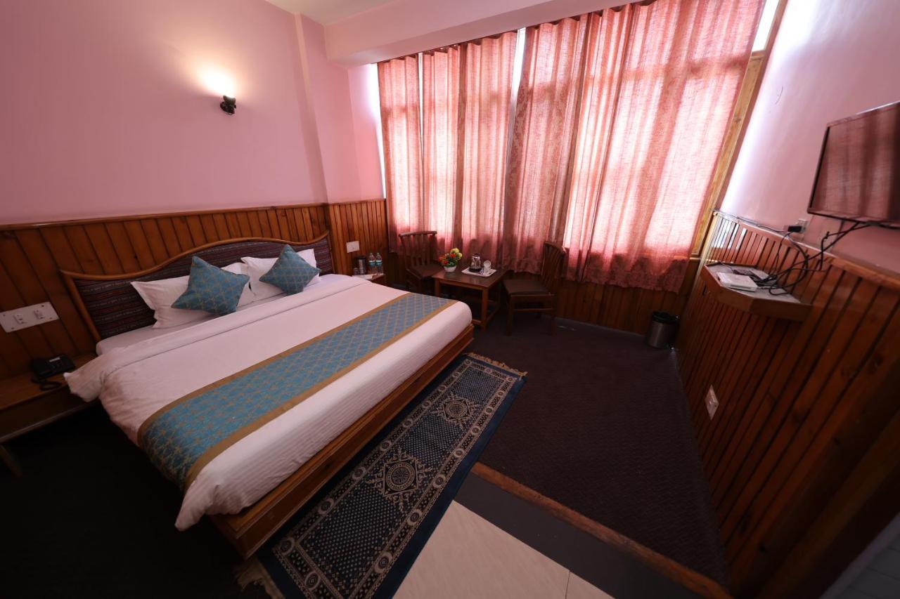 Hotel Yak Manali  Exterior photo